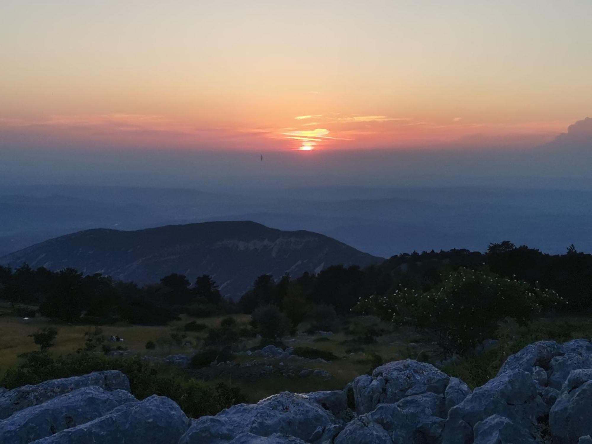 Gite En Provence Lavande Modene Екстериор снимка